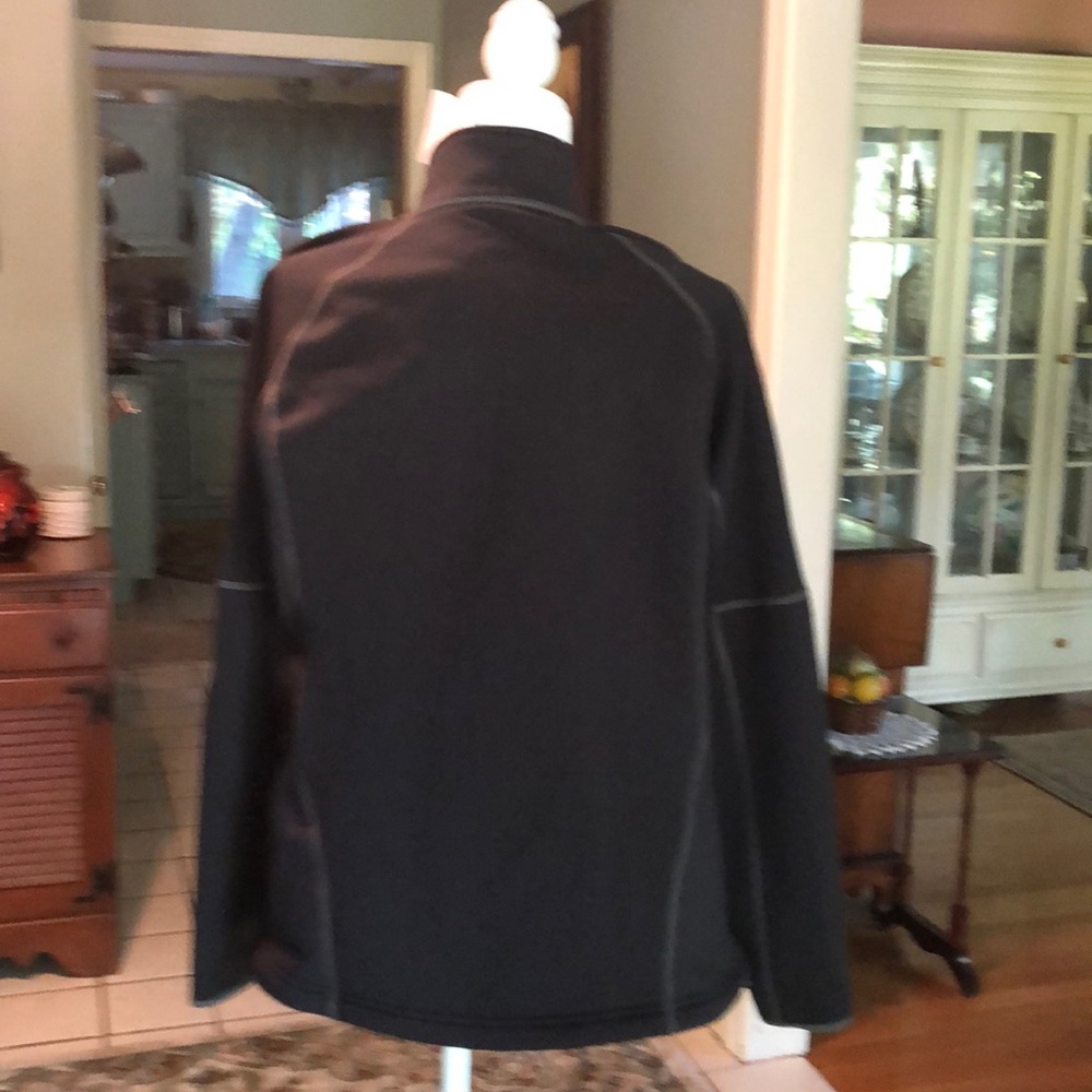 L.L. Bean Performance Stretch Zip-up. - Picture 3 of 8